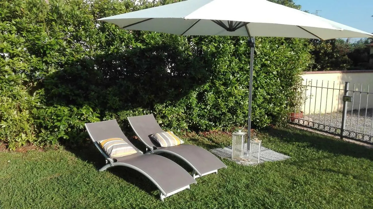B&B La Rondine Tra Pisa E Lucca San Giuliano Terme Italien